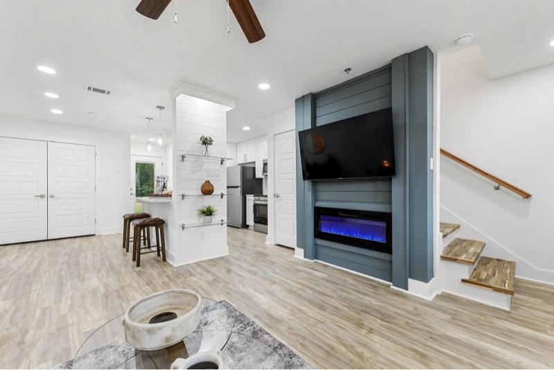 1012 Middle Ln #1012 - Photo 2 of 13