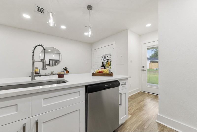 1012 Middle Ln #1012 - Photo 6 of 13