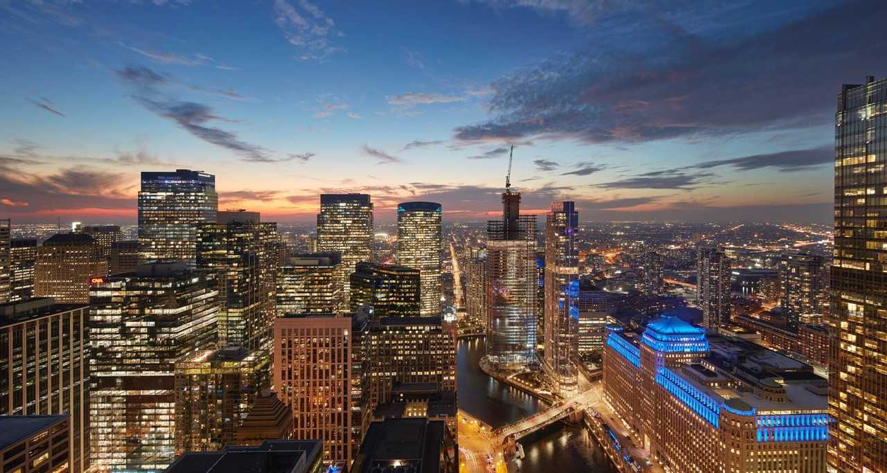 162 N Clark St - Photo 5 of 11