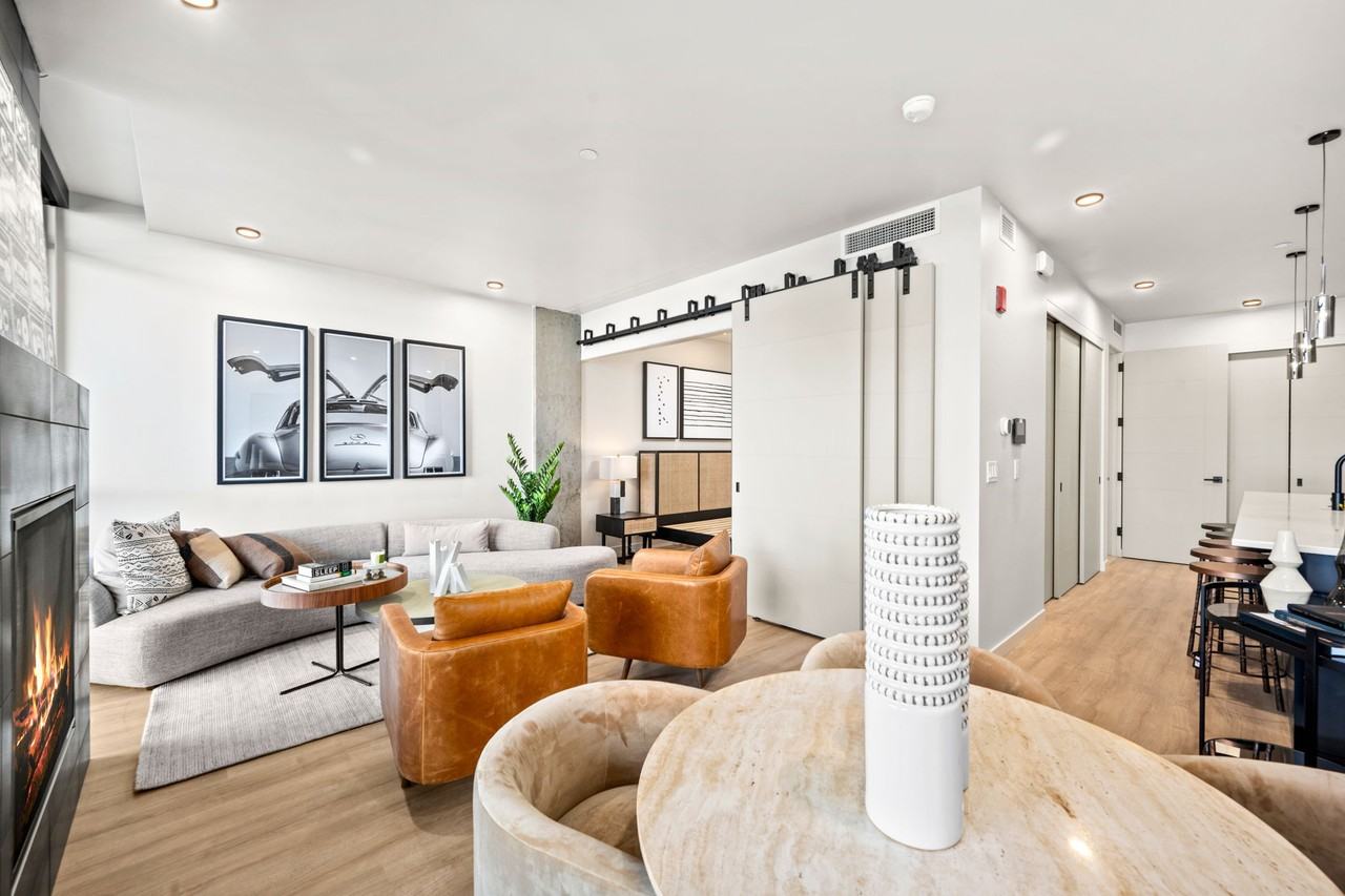 116 S 3rd St #506 - Photo 2 of 19