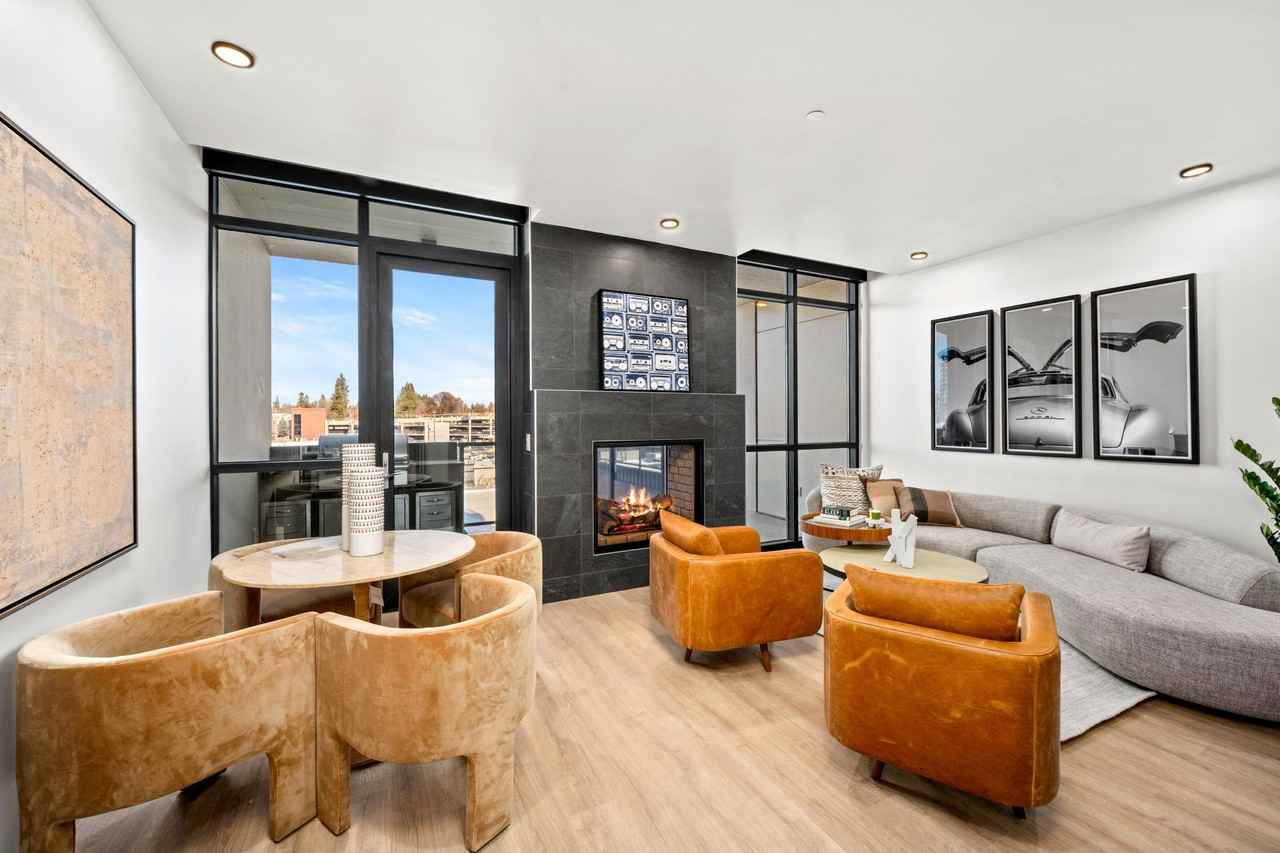 116 S 3rd St #506 - Photo 3 of 19