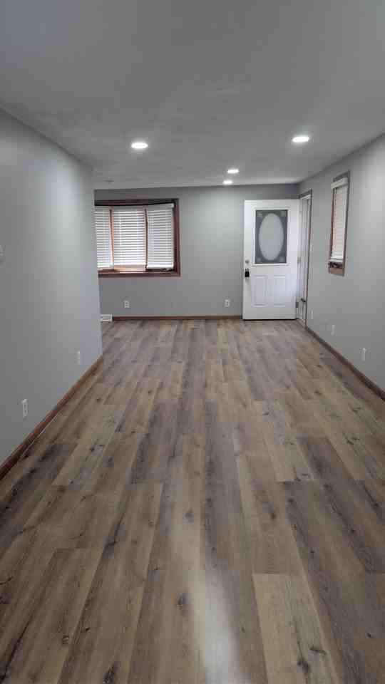 1914 Hageman Ave - Photo 2 of 15