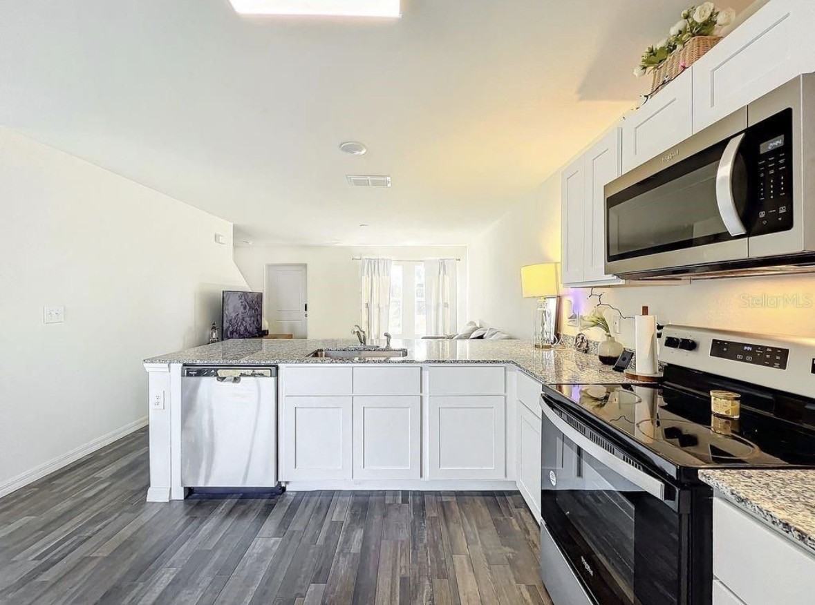 17209 Sabrina Cir - Photo 5 of 14