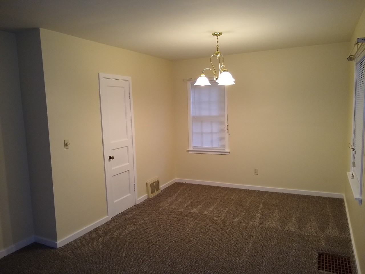 907 Sheridan Ct - Photo 3 of 18