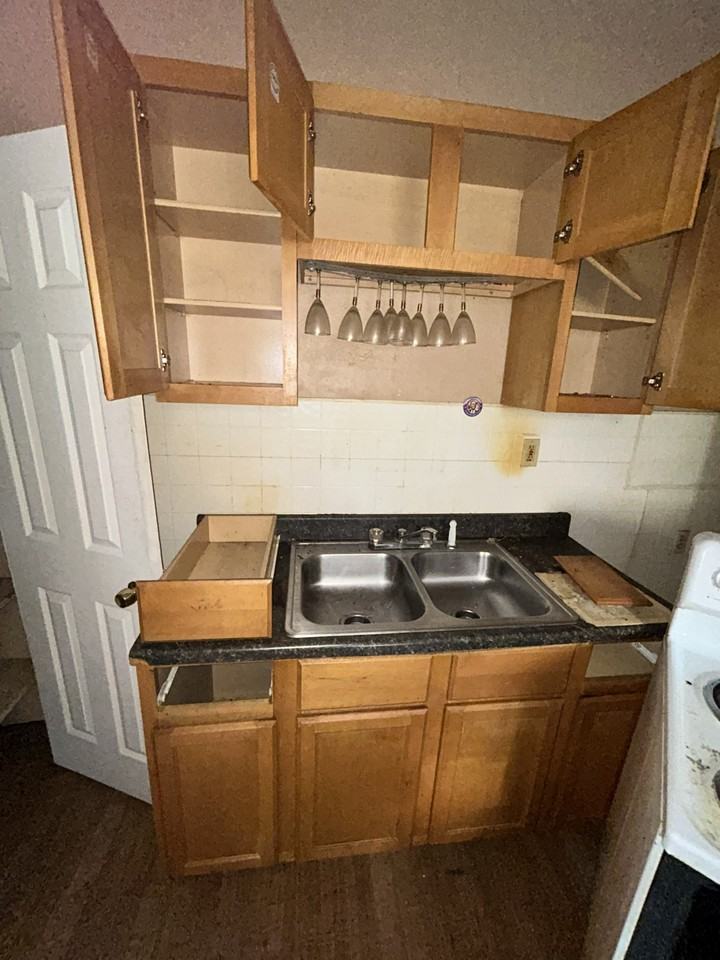 5508 Beacon Ave - Photo 6 of 10