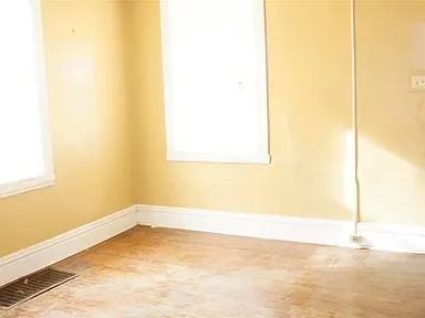 5006 Genevieve Ave - Photo 7 of 10