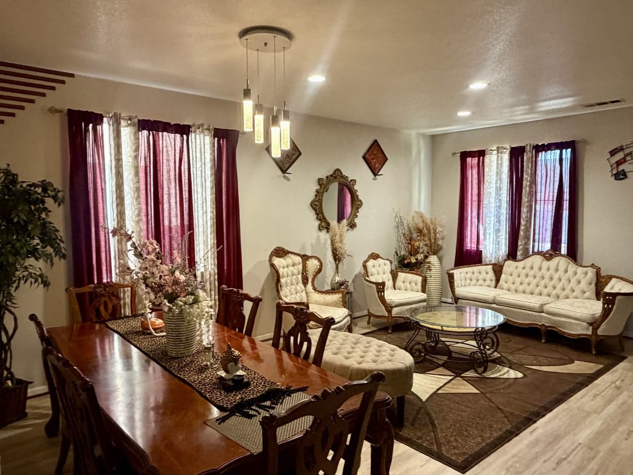 4544 Woodshire St - Photo 5 of 11