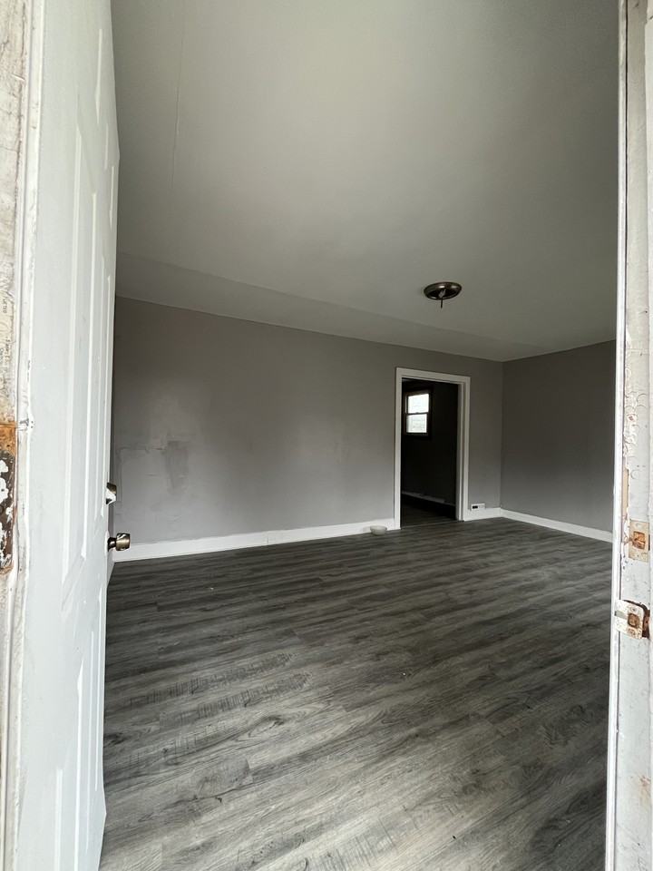 5617 Janet Ave - Photo 2 of 20