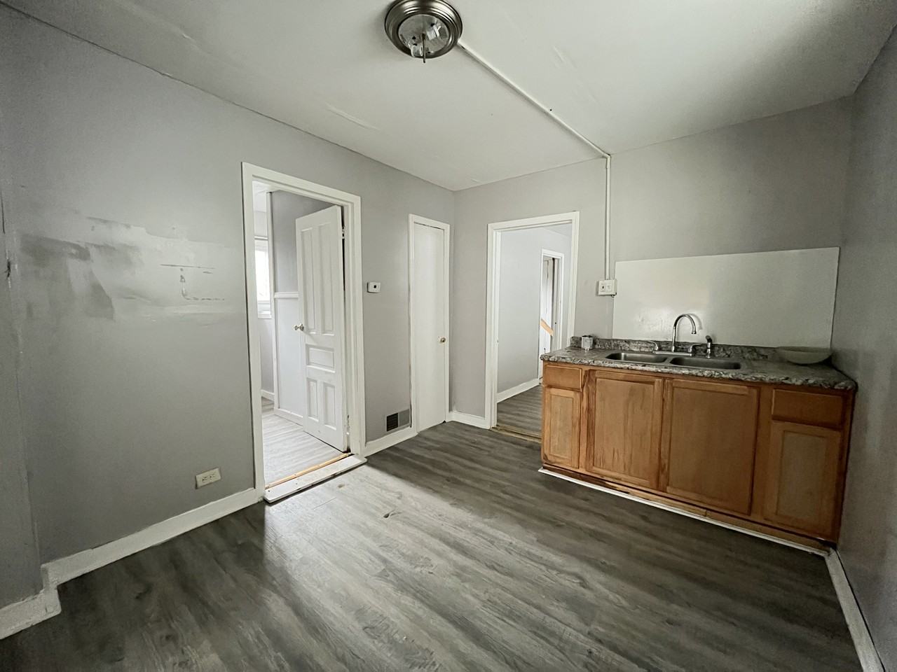 5617 Janet Ave - Photo 7 of 20