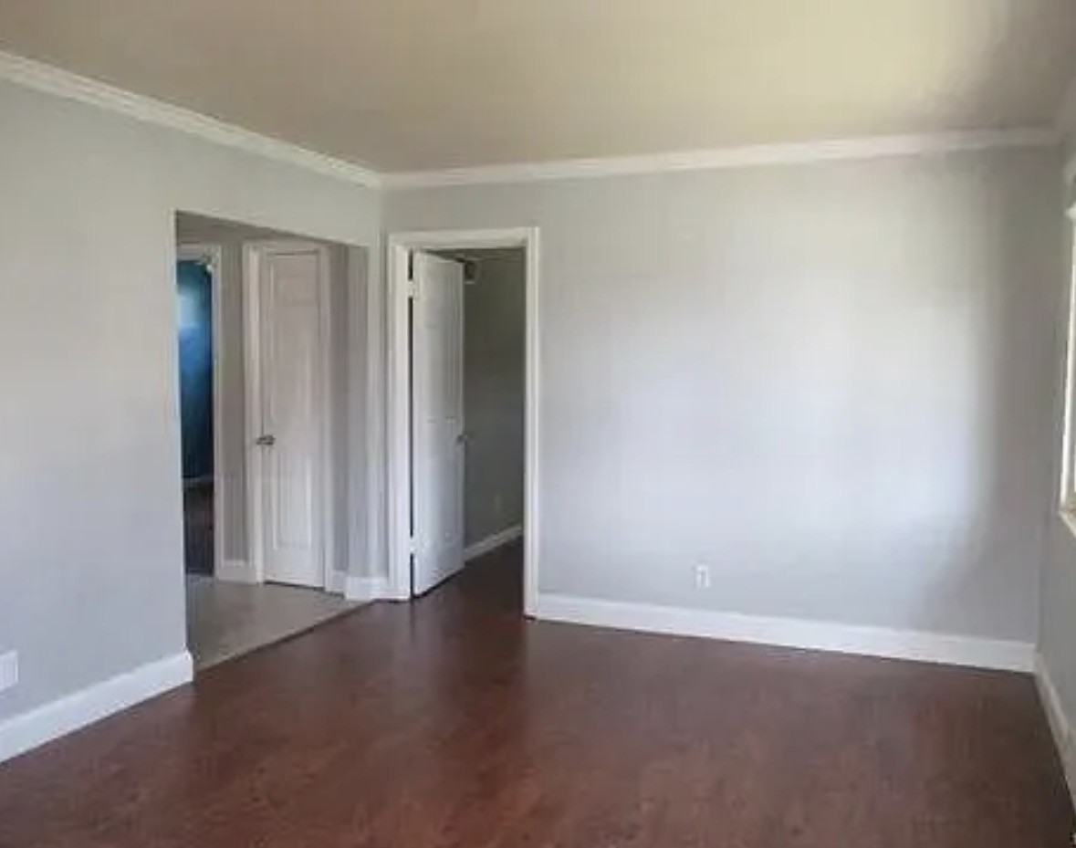 7737 Clevedon St - Photo 2 of 16