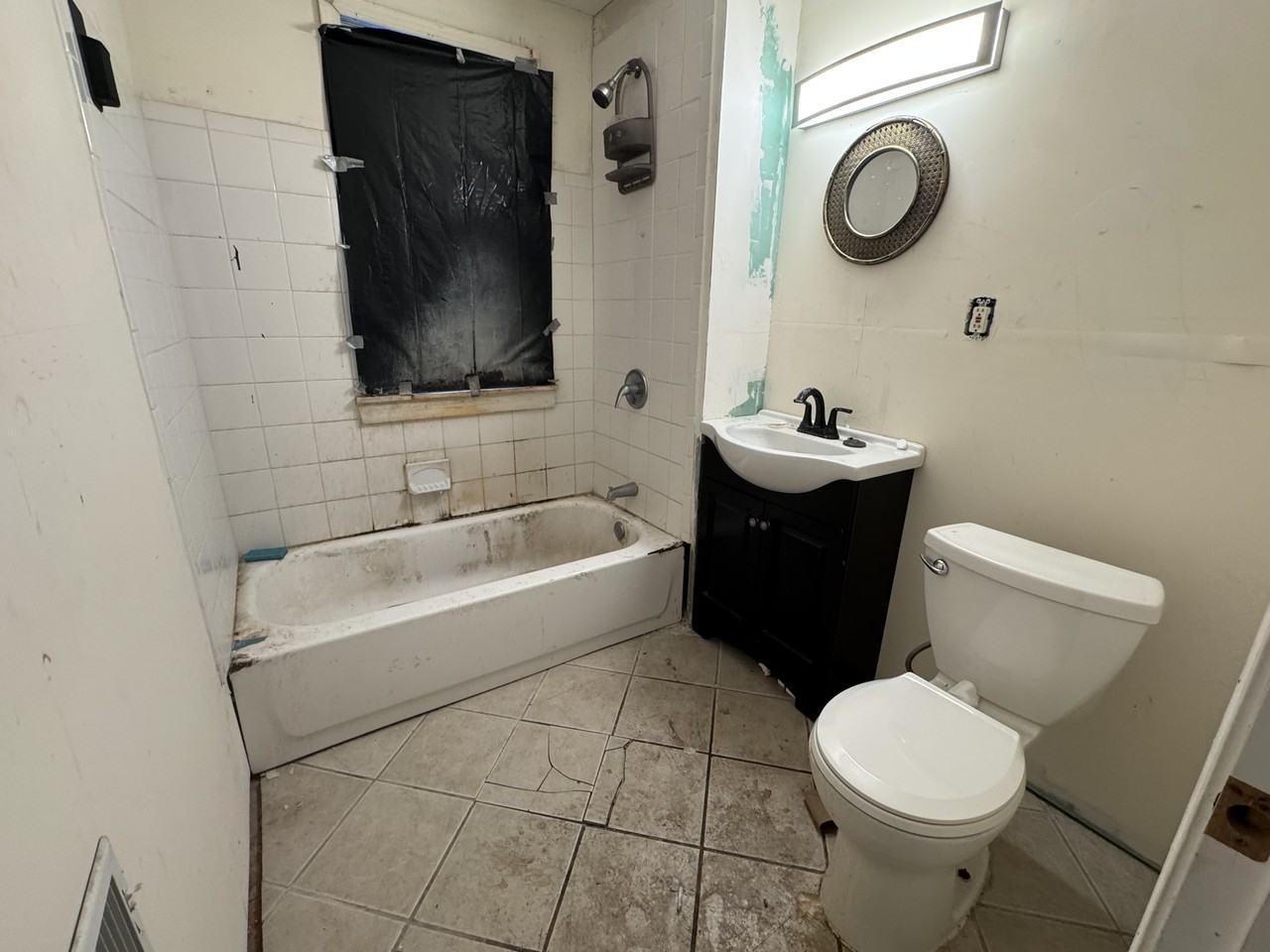 5236 Lemay St - Photo 7 of 18