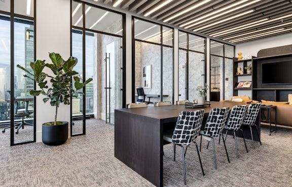 201 N May St - Photo 5 of 12