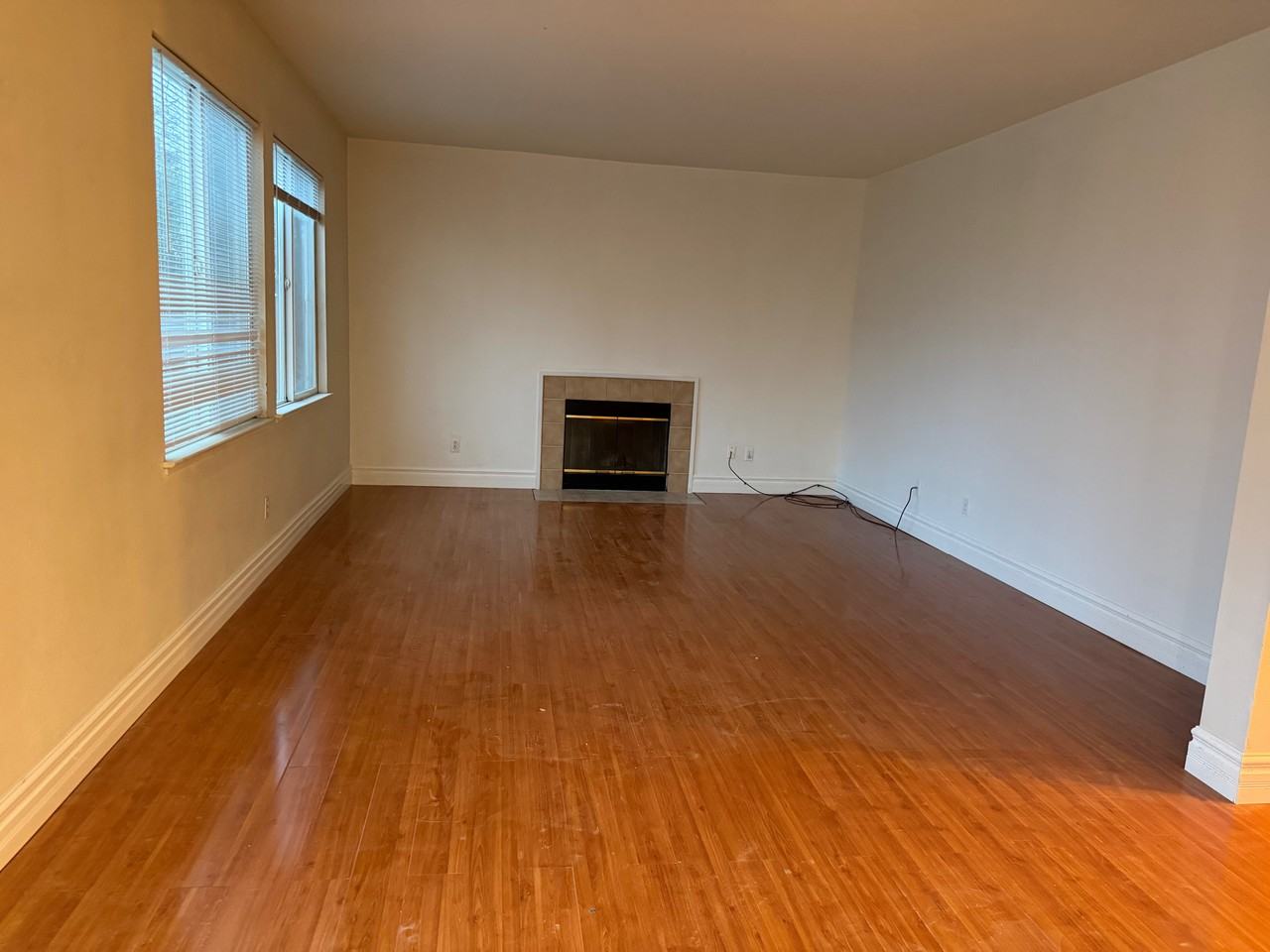 1220 King Loop - Photo 4 of 11