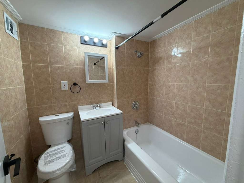 110 Washington St #7C - Photo 6 of 7