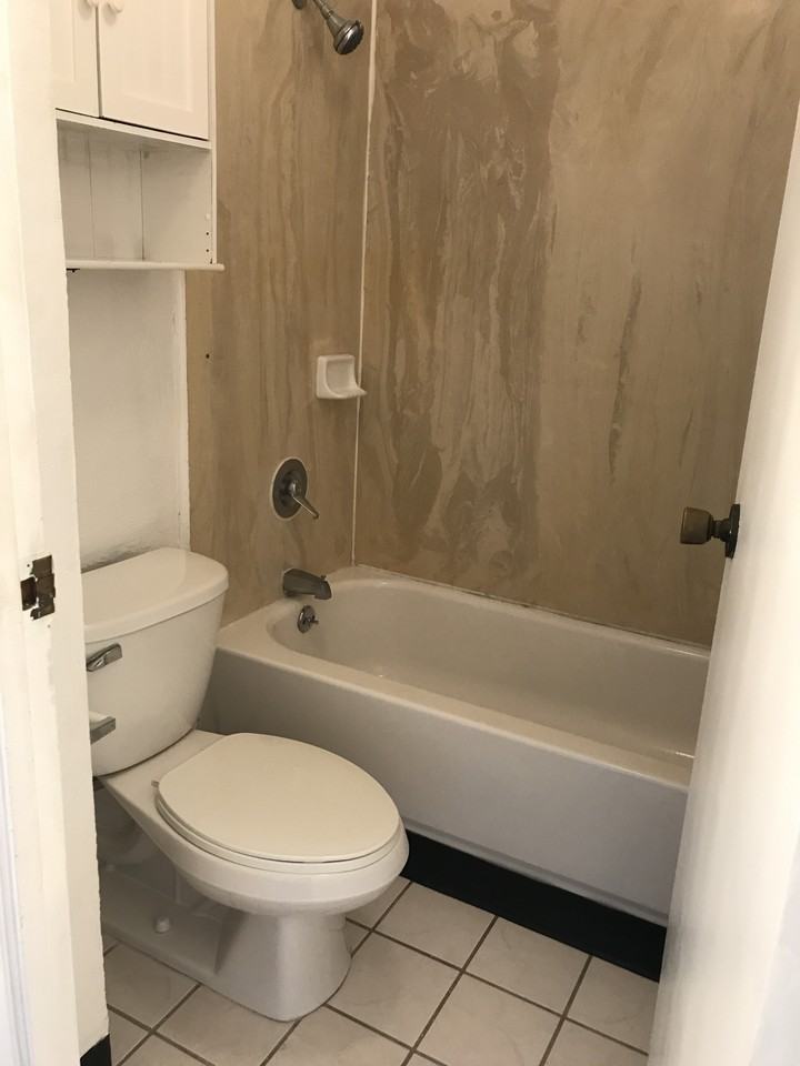 2845 Waialae Ave - Photo 5 of 14