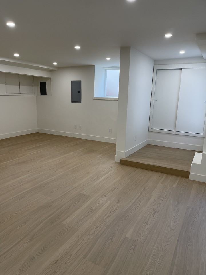 633 Rocca Ave #A - Photo 4 of 9