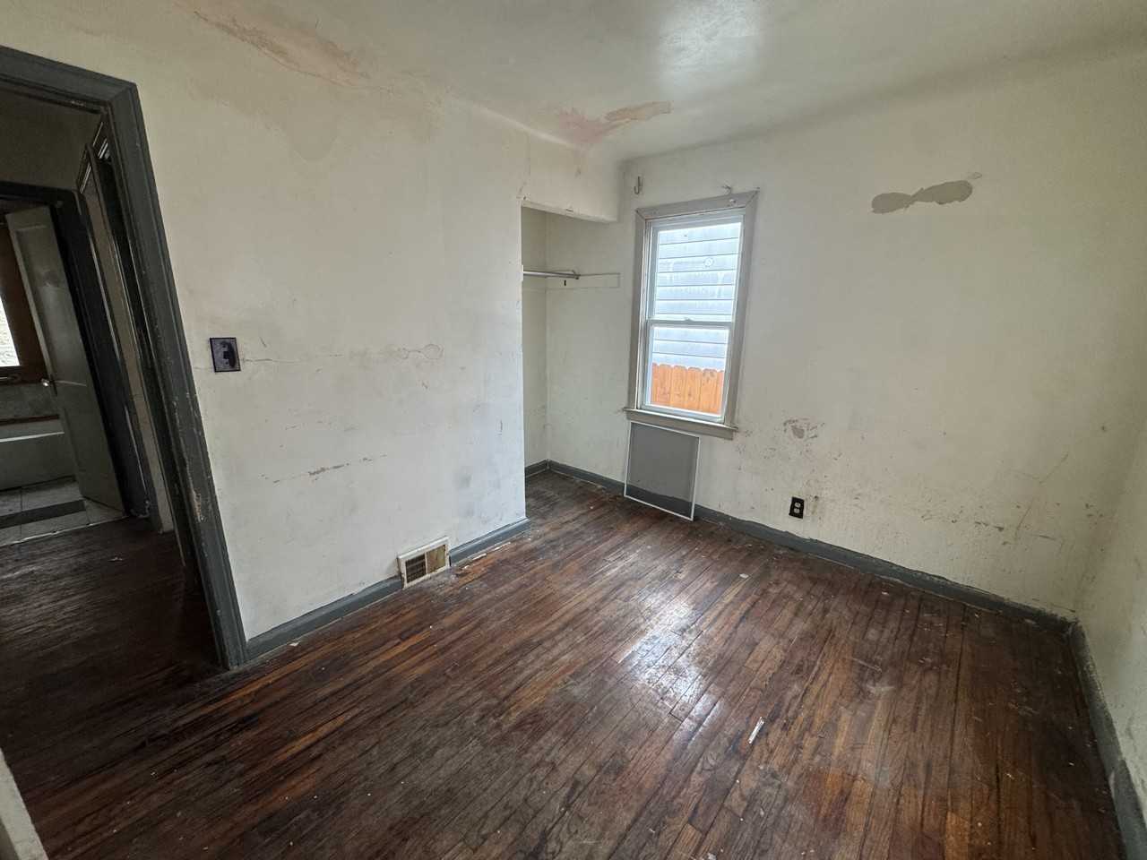 19415 Lumpkin St - Photo 5 of 16