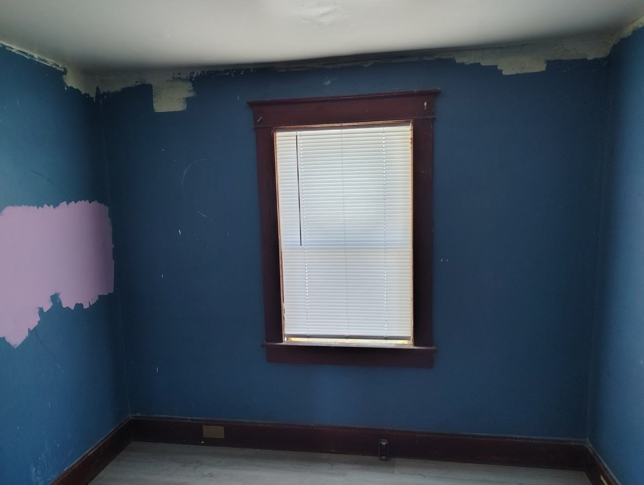 140 Illinois St - Photo 2 of 17