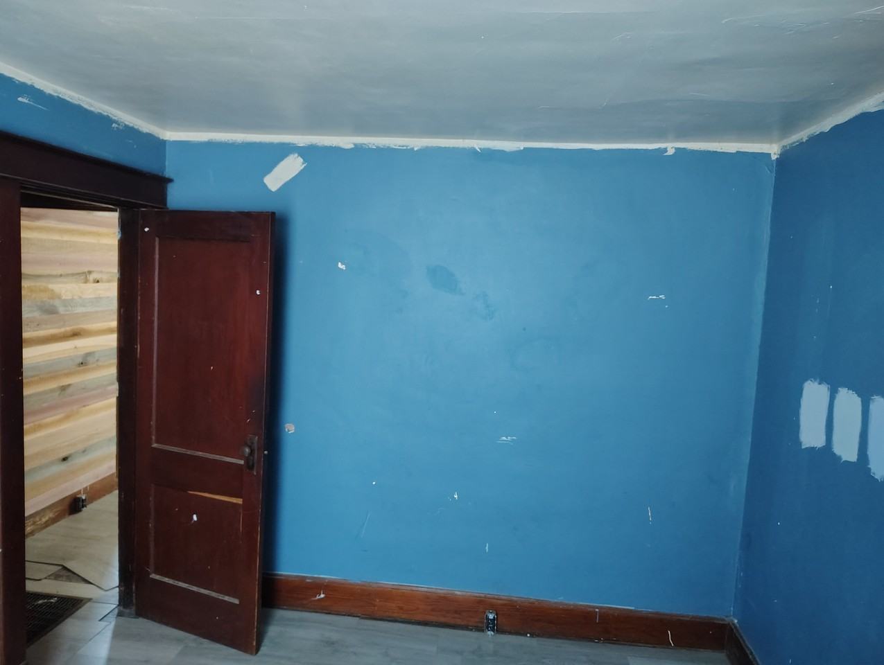 140 Illinois St - Photo 3 of 17