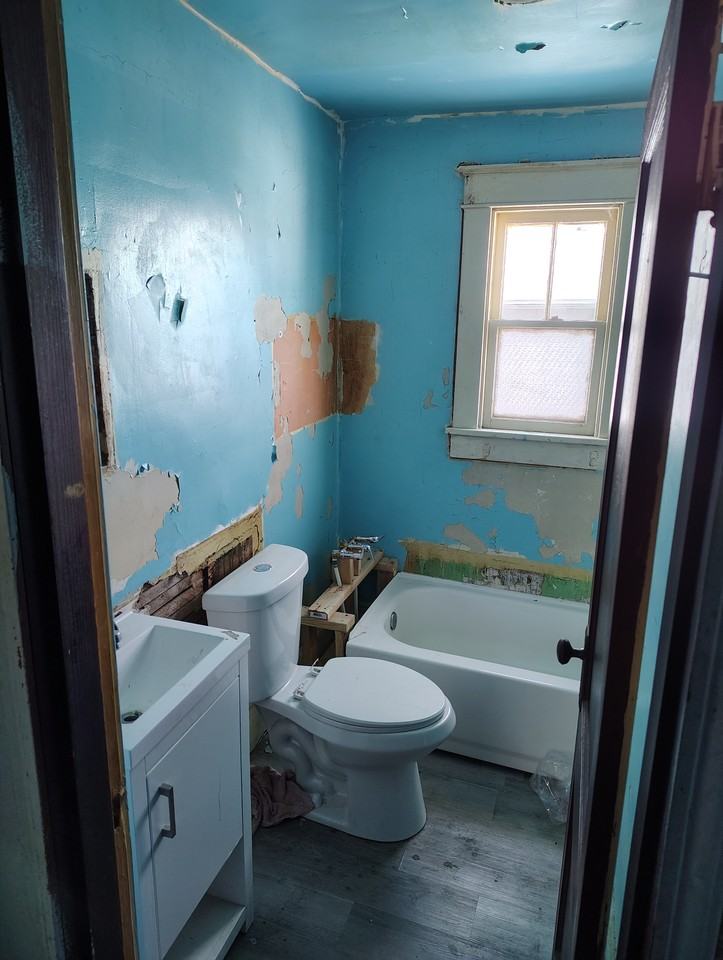 140 Illinois St - Photo 5 of 17