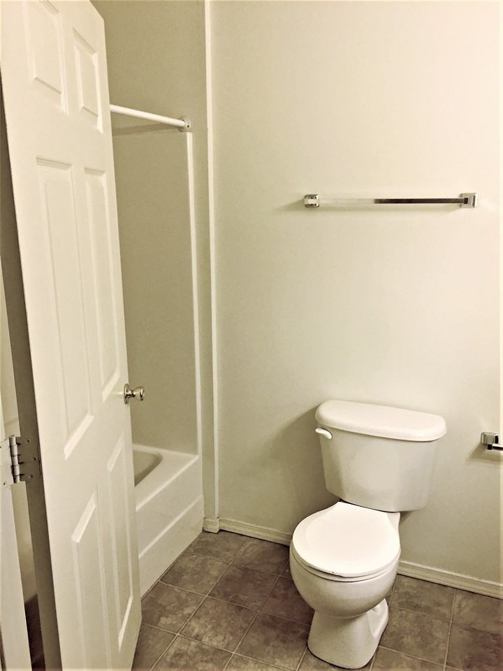 1778 N Gregg Ave #6 - Photo 6 of 12