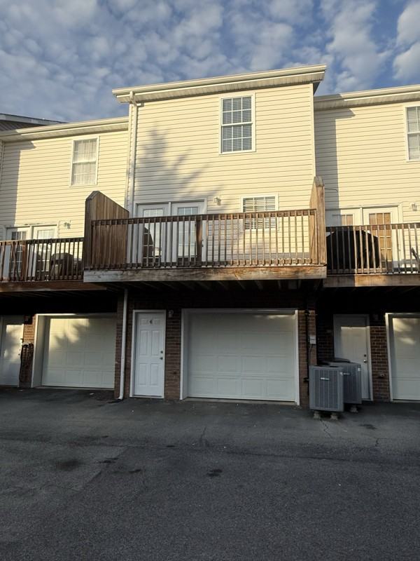 115 Belmont Dr #B4 - Photo 2 of 20