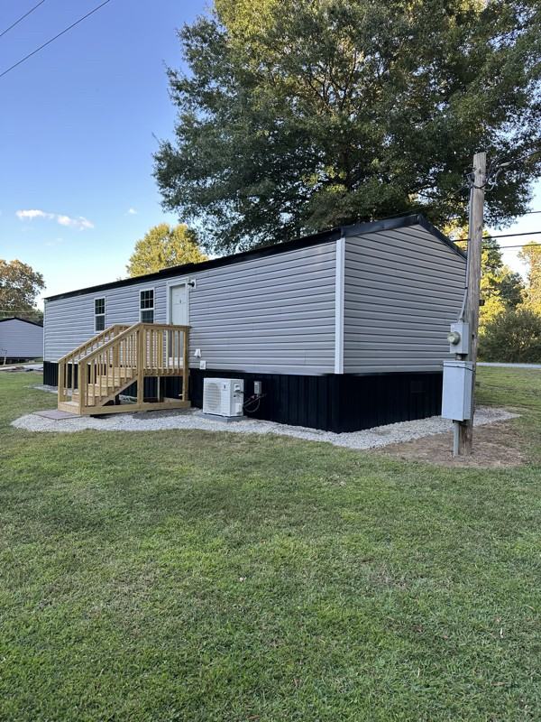 5281 Old Richmond Rd - Photo 3 of 13