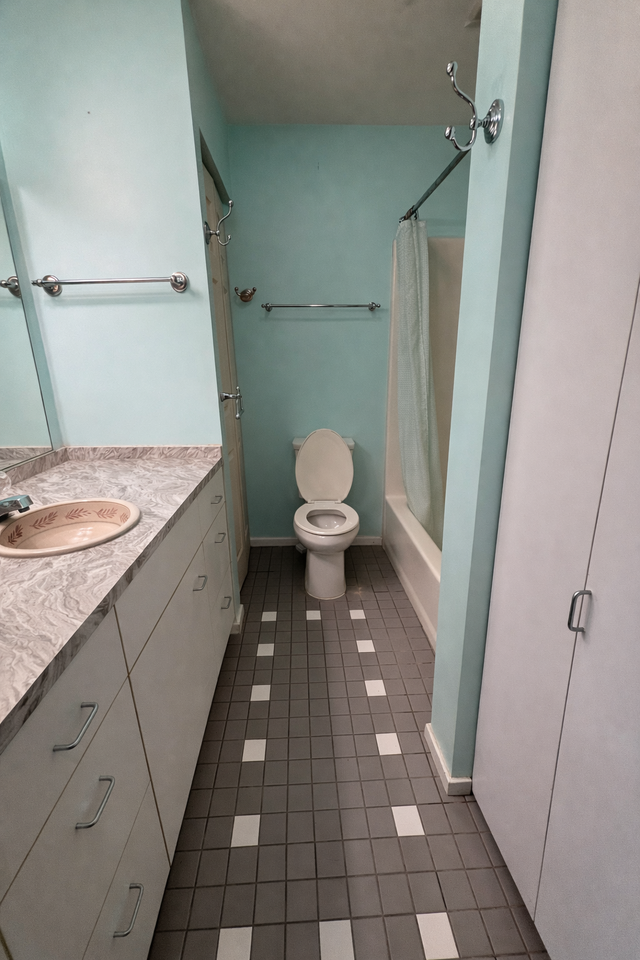 915 6th Ave N #B - Photo 7 of 9