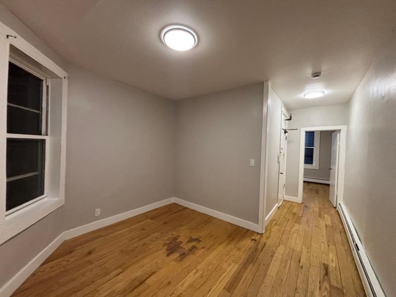 407 61st St - Photo 5 of 8