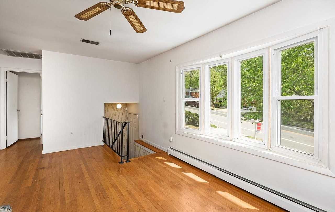 3531 Forestdale Ave - Photo 3 of 19