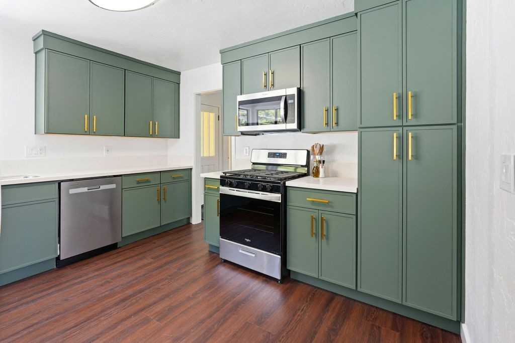 23855 Zuger Dr #1 - Photo 4 of 20