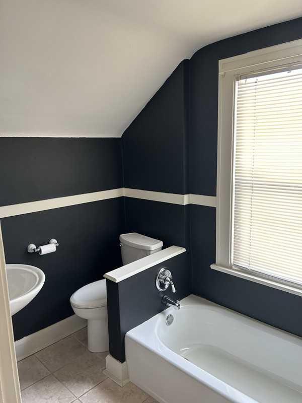 1072 Willard Ave Se - Photo 2 of 9