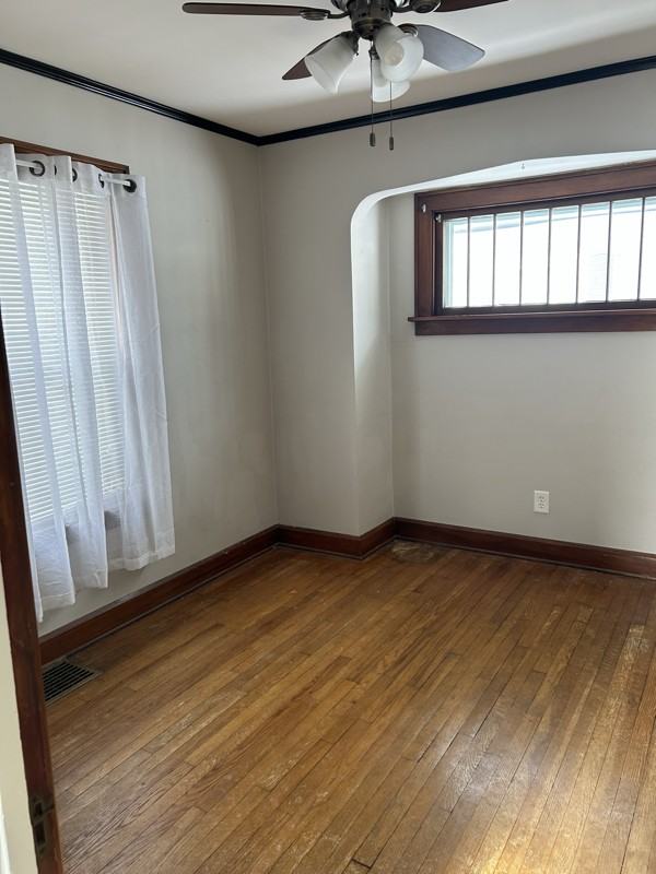 1072 Willard Ave Se - Photo 7 of 9