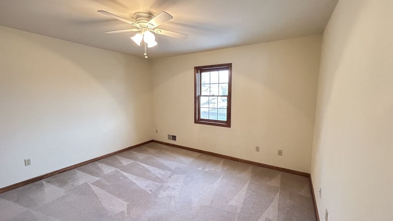 4239 Menga Dr #4 - Photo 6 of 16