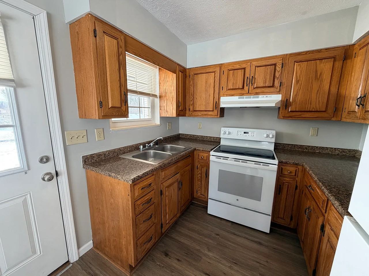 8395 Shell Ln Nw #2 - Photo 4 of 12