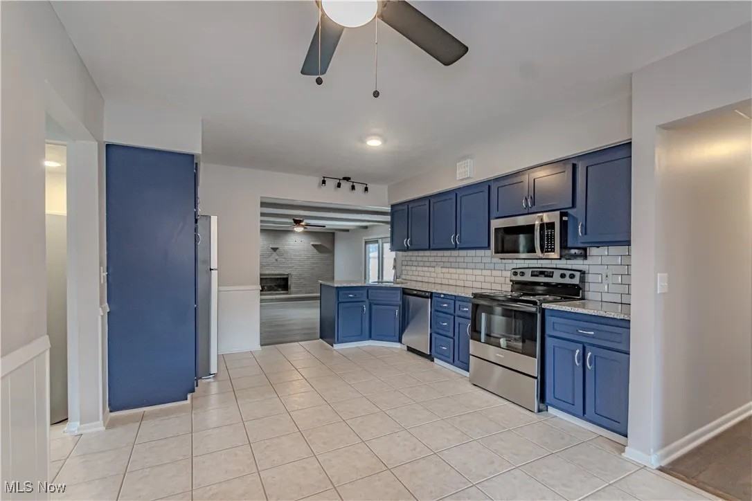 9135 Vista Dr - Photo 4 of 20