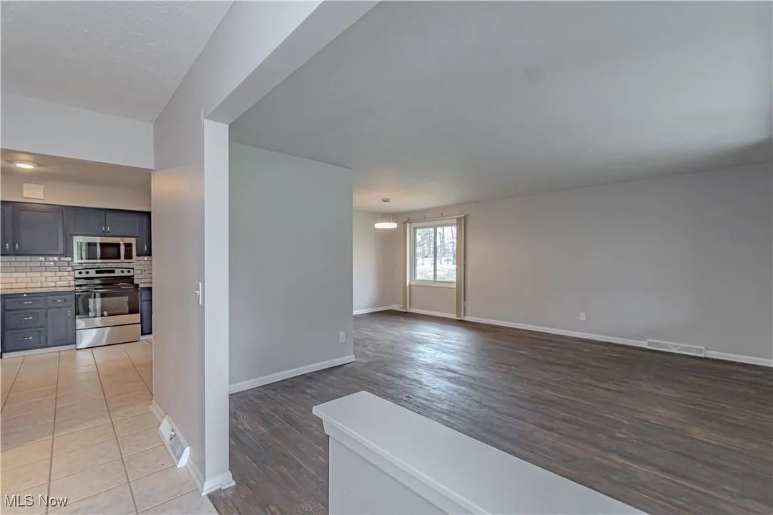 9135 Vista Dr - Photo 7 of 20