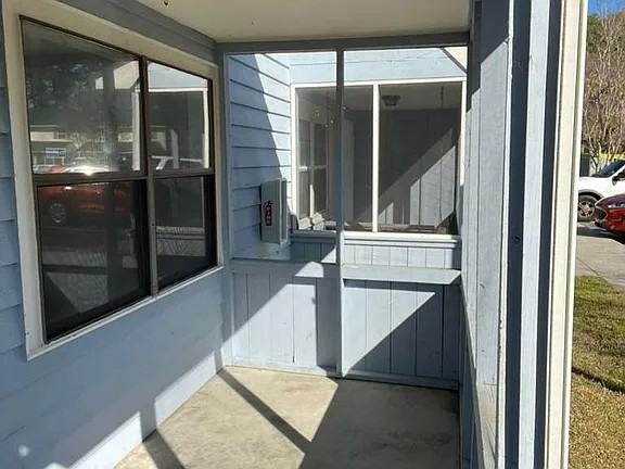 1231 Shalom Dr - Photo 2 of 12