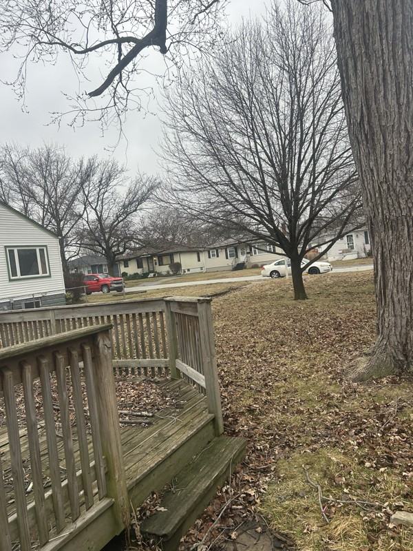 18019 Lorenz Ave - Photo 2 of 10