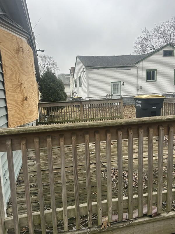 18019 Lorenz Ave - Photo 3 of 10