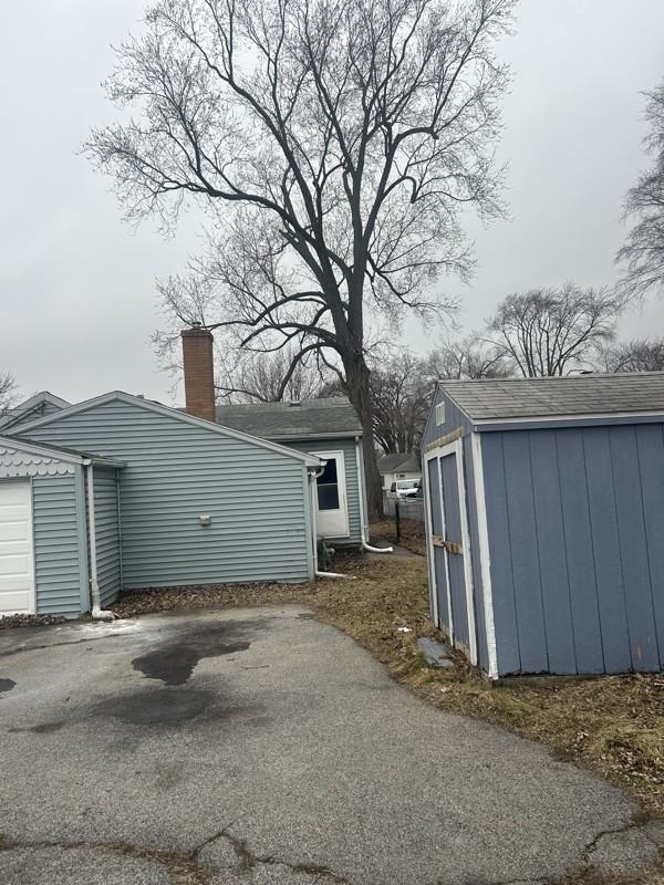 18019 Lorenz Ave - Photo 5 of 10