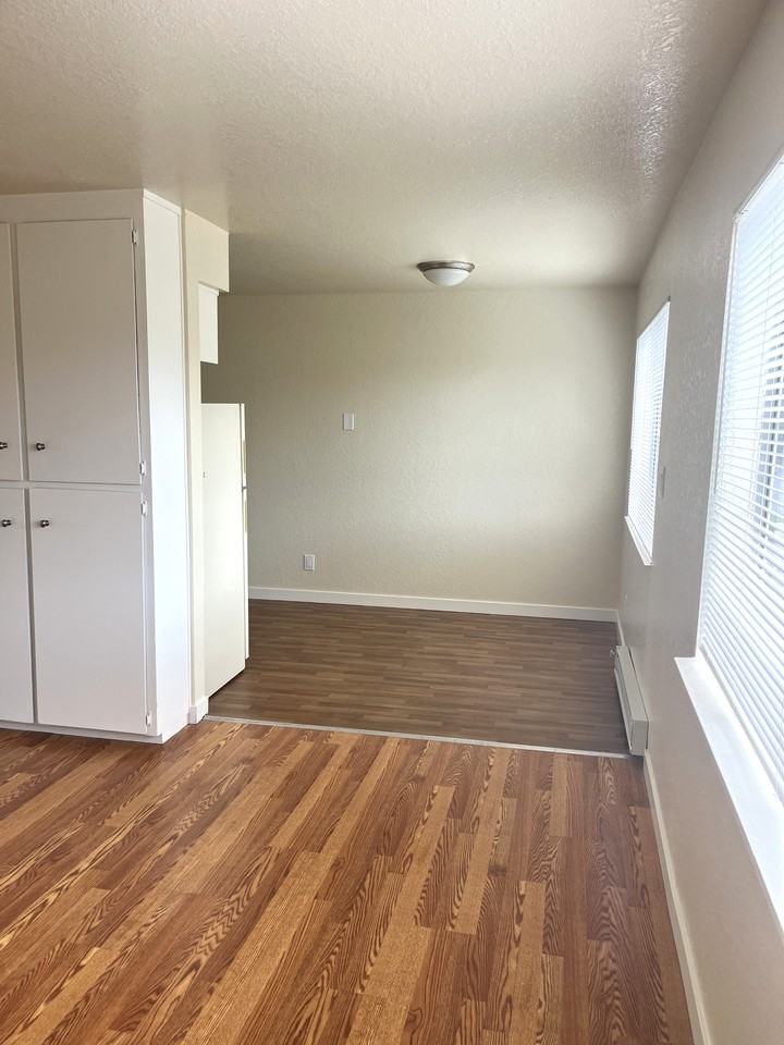 7551 Rosanna St #C - Photo 3 of 9