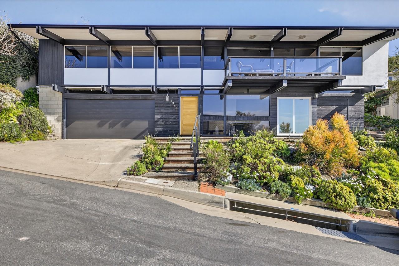 1969 San Remo Dr - Photo 2 of 14