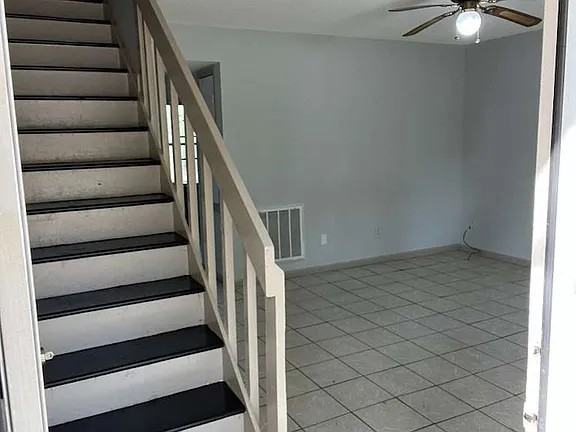 1661 Forest Dr #8 - Photo 2 of 11