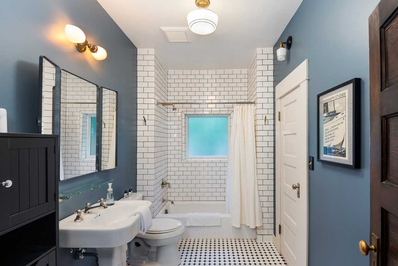 2314 Ne Flanders St #A - Photo 6 of 20