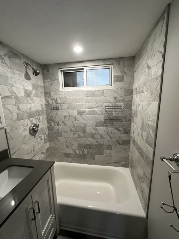 54 Cushing Rd #3 - Photo 4 of 8