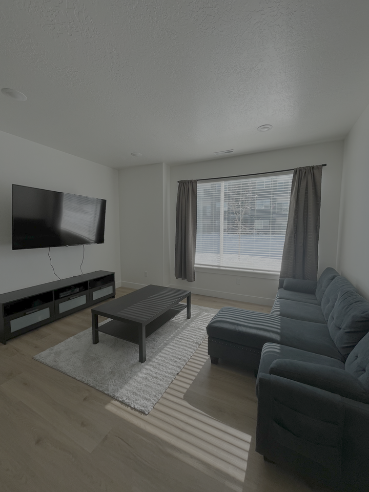 460 Wn - Photo 7 of 16