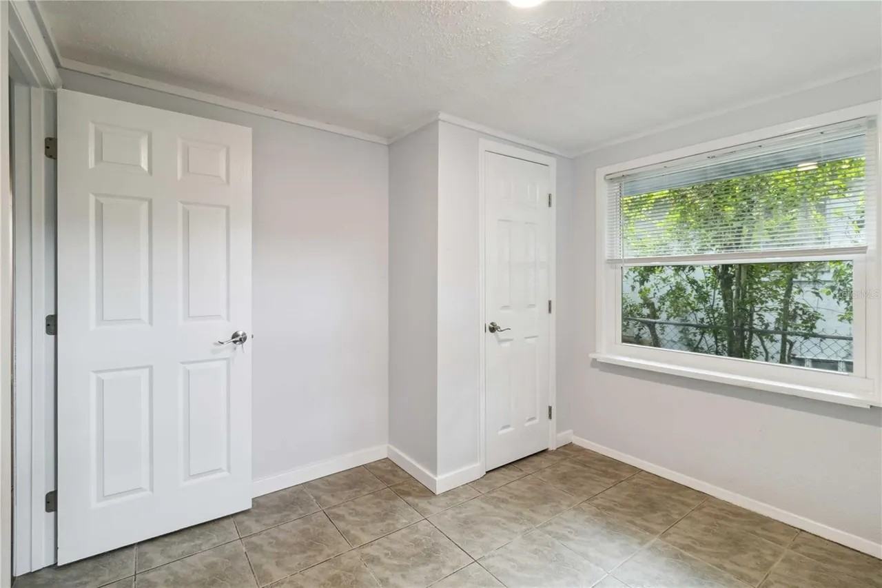 1570 28th St #A - Photo 5 of 16