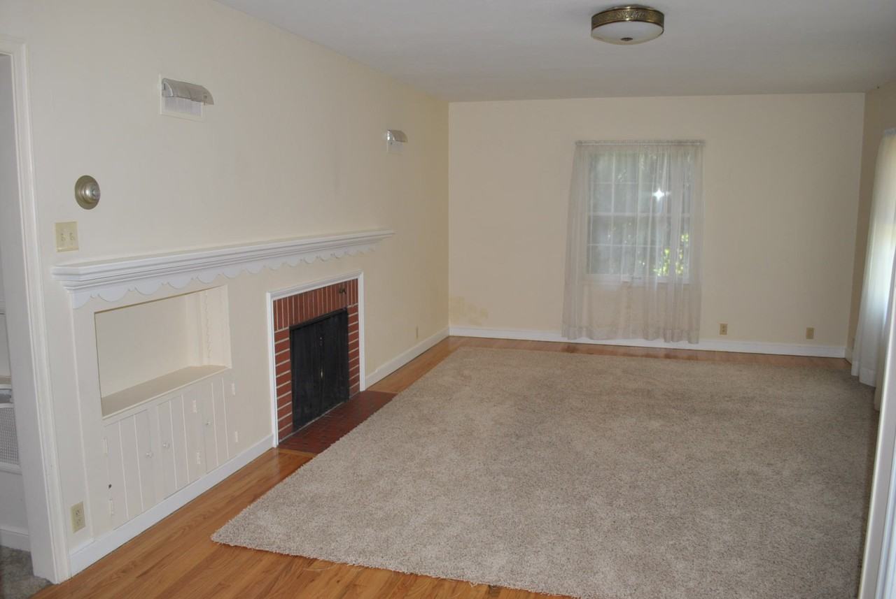 1216 S 5th Ave - Photo 4 of 9