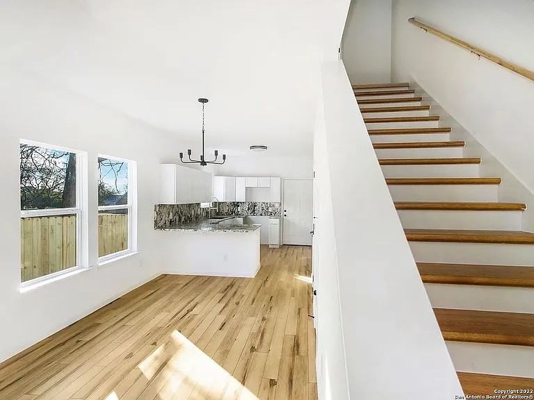 2654 Dignowity Ave #102 - Photo 6 of 17